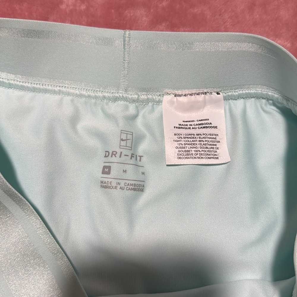 Nike Dri fit skirt - Picture 3 of 6